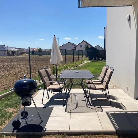 Apartmany Pasohlavky Pod Rimskym Vrchem Exterior photo